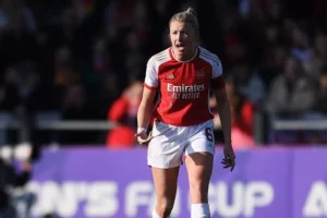 Leah Williamson trophy hopes hang by a thread after Arsenal's FA Cup farewell