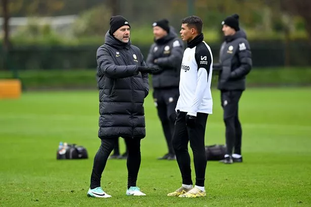 Head Coach Mauricio Pochettino and Thiago Silva of Chelsea during a training session